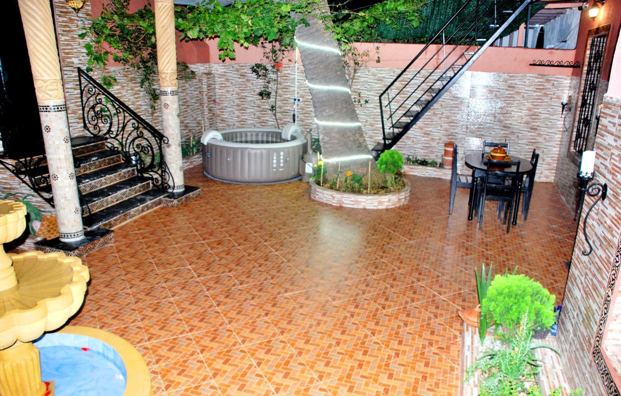 Dar Lghzal Special Offer In Rabat Winner Of Guest Experience 2025 Awards Traditional Sahrawi And Berber Privative Villa With Swimming Pool Jacuzzi Sea View And On Site Restaurant Ideal For Family And Groups In Rabat'S Center No Car Required المظهر الخارجي الصورة
