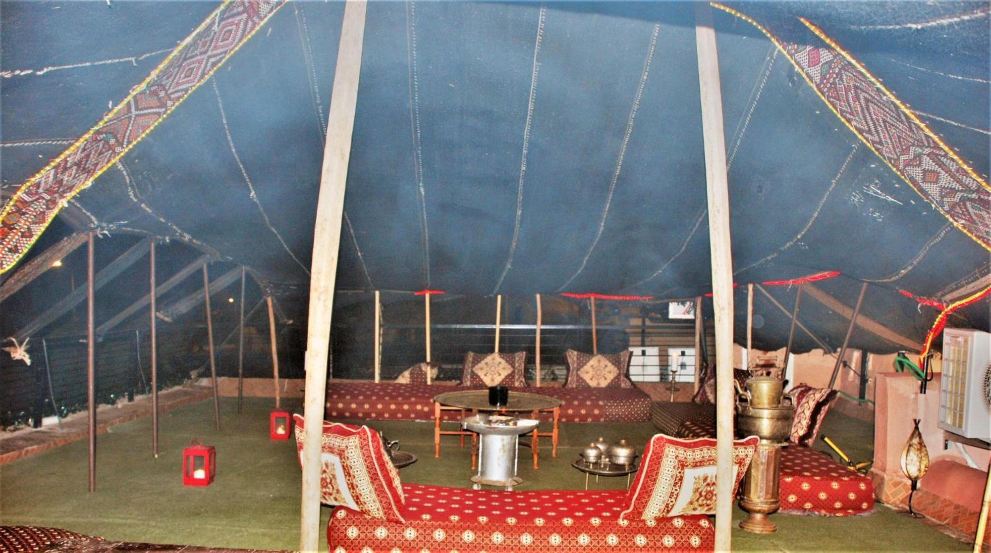 Dar Lghzal Special Offer In Rabat Winner Of Guest Experience 2025 Awards Traditional Sahrawi And Berber Privative Villa With Swimming Pool Jacuzzi Sea View And On Site Restaurant Ideal For Family And Groups In Rabat'S Center No Car Required المظهر الخارجي الصورة
